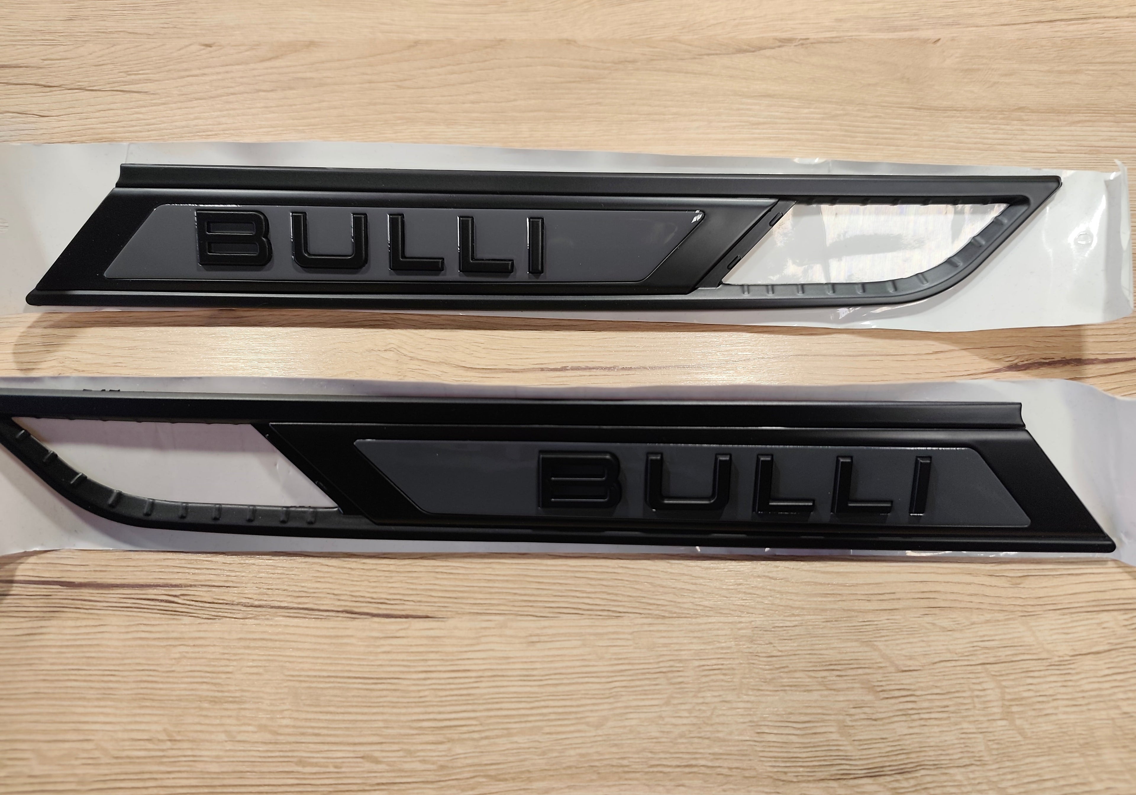 Bulli Plaketten Schwarz Set
