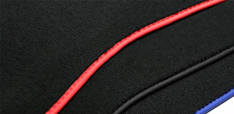 VW Golf 8 GTI / GTD / GTE / R-Line – Kofferraummatte
