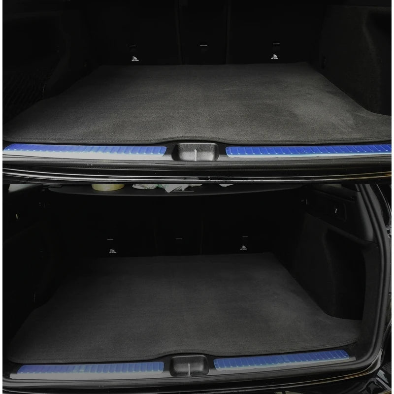 VW Golf 8 GTI / GTD / GTE / R-Line – Kofferraummatte