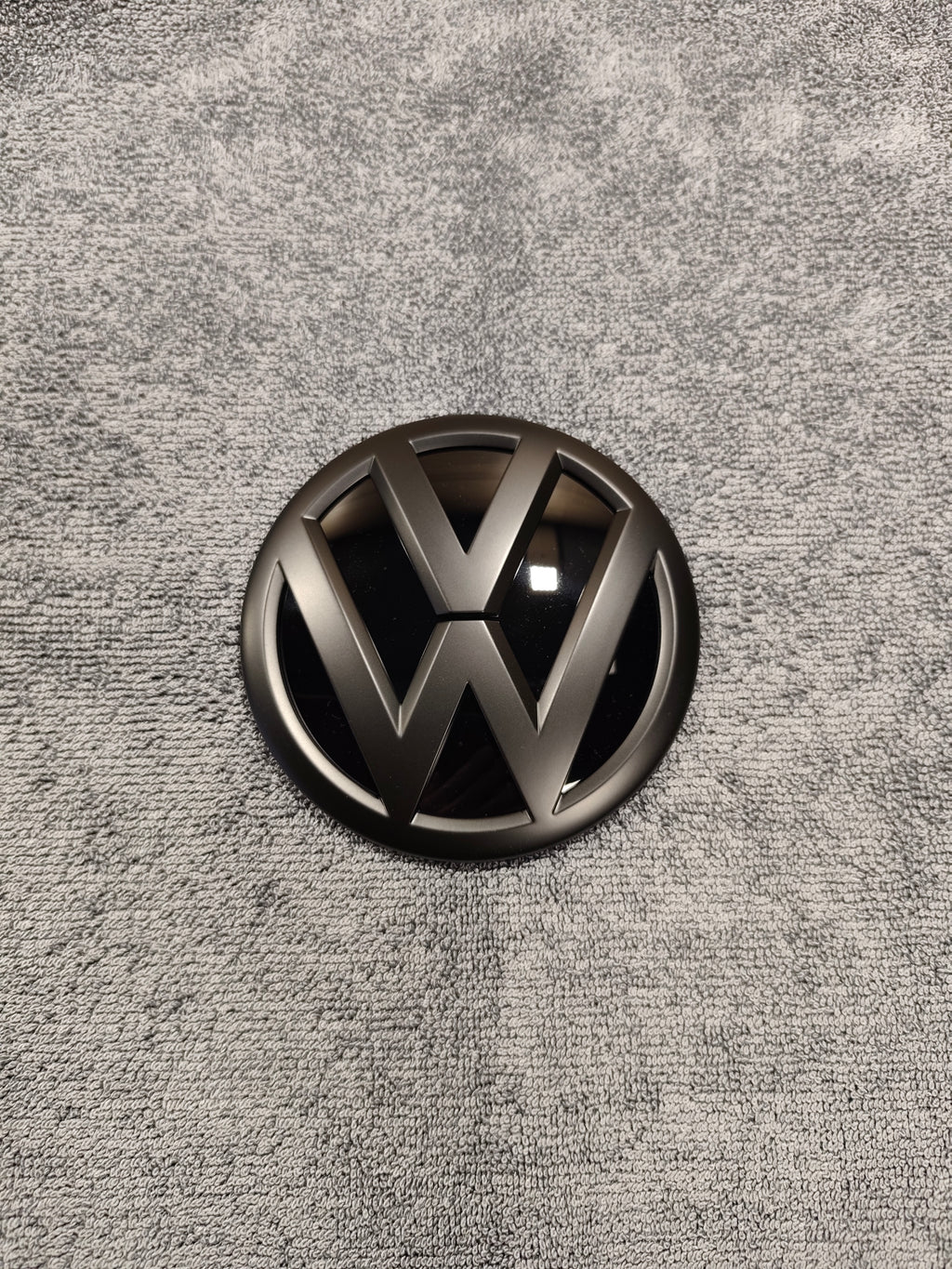 VW T6 Emblem Logo Schwarz