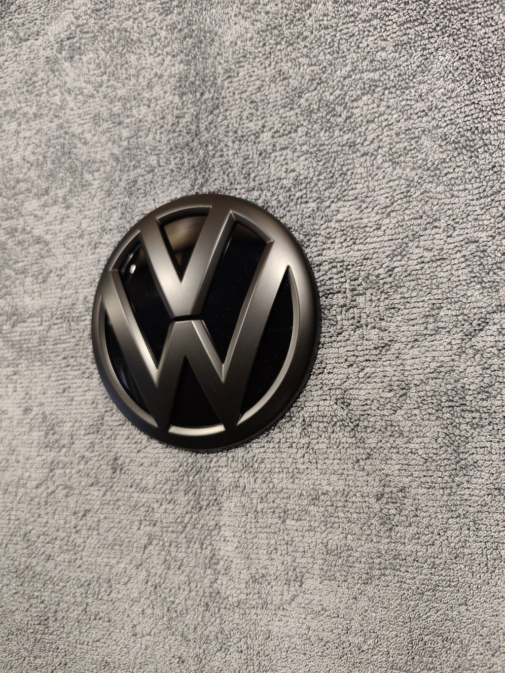 VW T6 Emblem Logo Schwarz