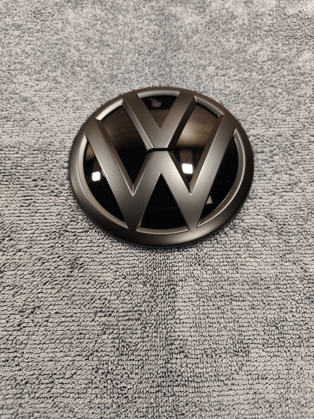 VW T6 Emblem Logo Schwarz