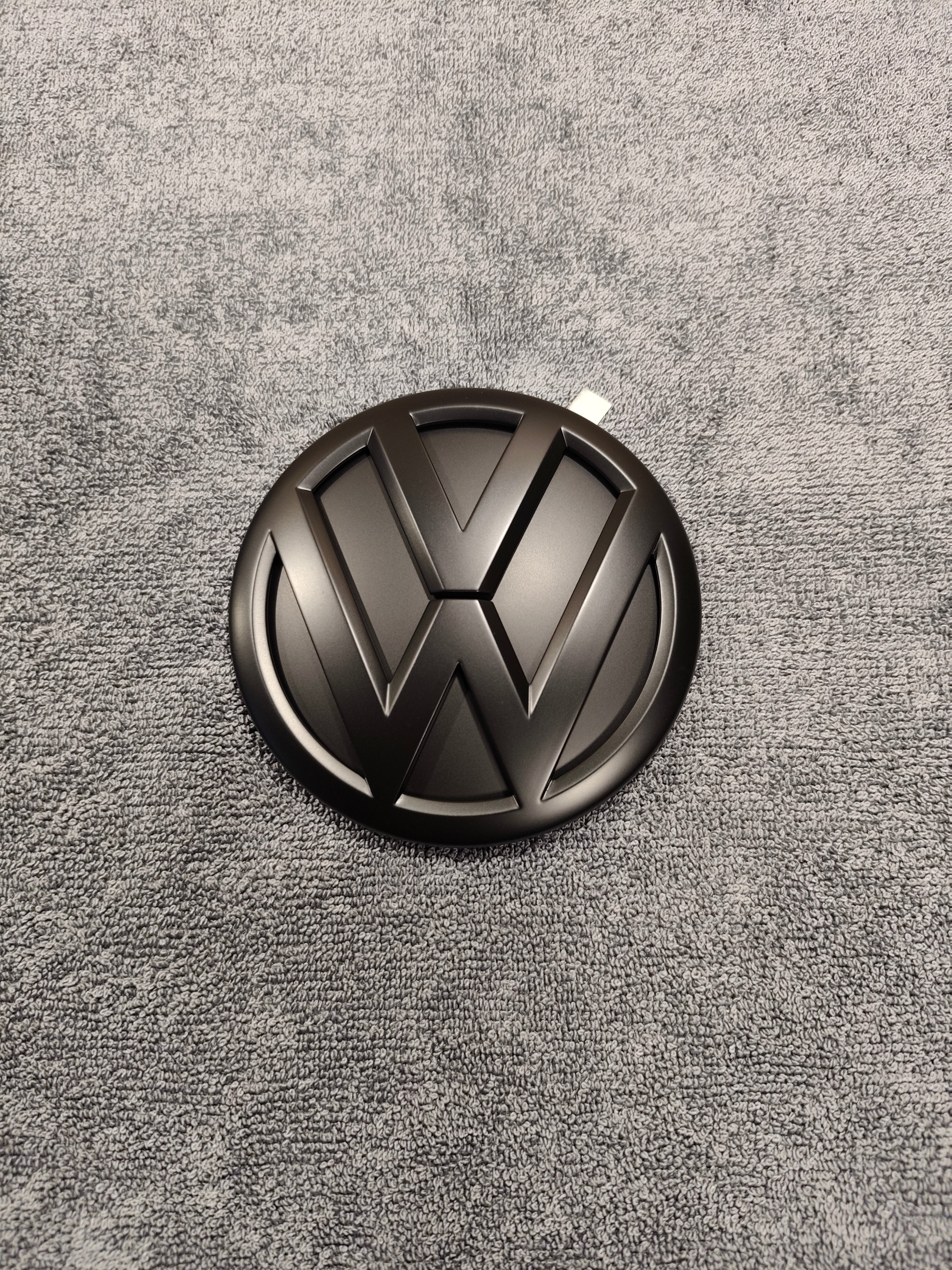 VW T6 Emblem Logo Schwarz matt