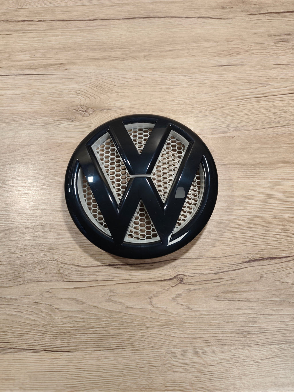 VW T5 Facelift Emblem Logo Schwarz Candyweiß Original
