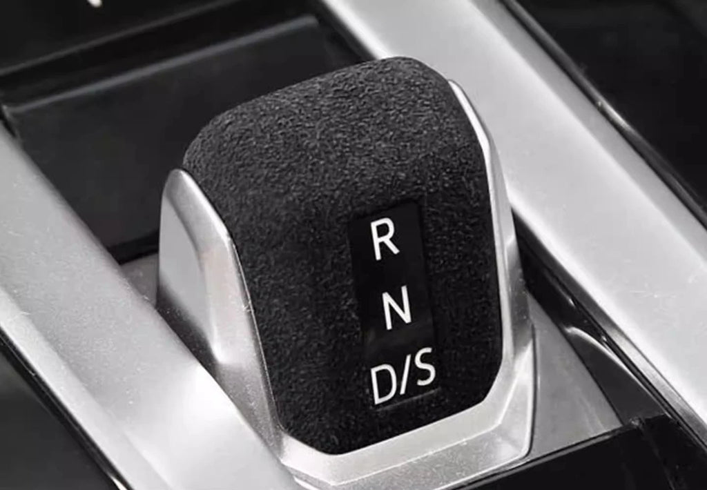 VW Golf 8 – DSG Schalthebel Abdeckung Alcantara