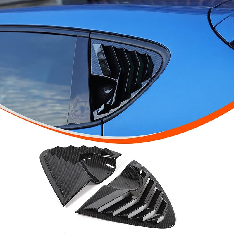 Seat Leon 1P Hintere Seitenscheiben-Abdeckung Piano Black & Carbon-Optik