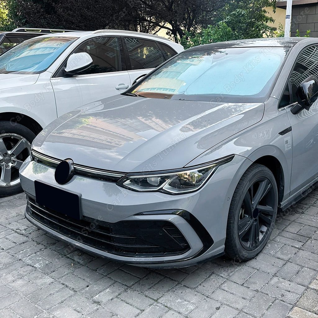 VW Golf 8 Scheinwerfer Blenden Detail Hochglanz
