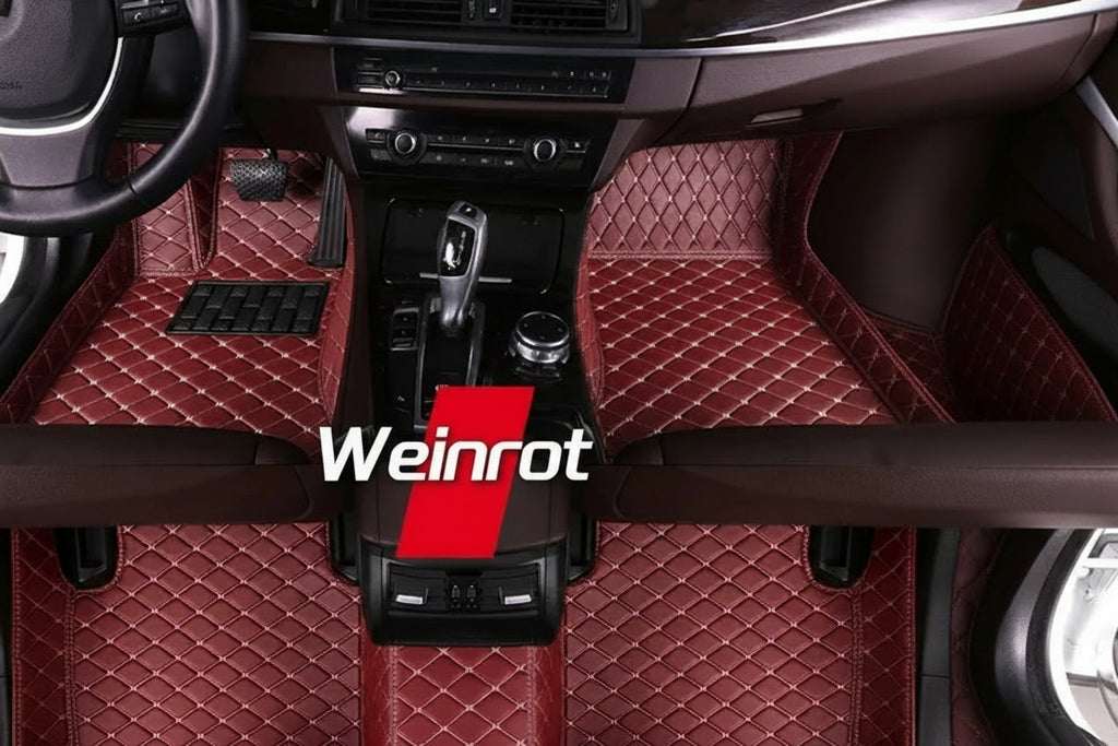 VW Golf 8 – Maßgefertigte Leder Fußmatten Set