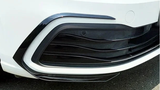 VW Golf 8 Frontstoßstangen Seiten Spoiler Hochglanz Schwarz