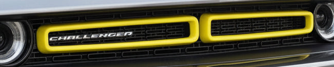 Dodge Challenger – Kühlergrill Einsätze in Wunschfarbe (2-teilig)