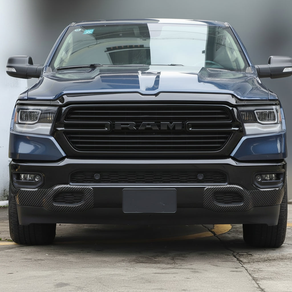 Dodge RAM 1500 – Nebelscheinwerfer Blenden Schwarz Hochglanz  Carbon-Optik