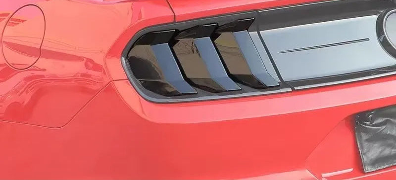 Rückleuchten Schutzblenden Smoked Black für Ford Mustang