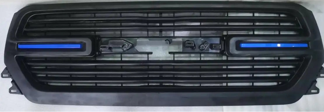 Dodge RAM 1500  Frontgrill Blenden Blau