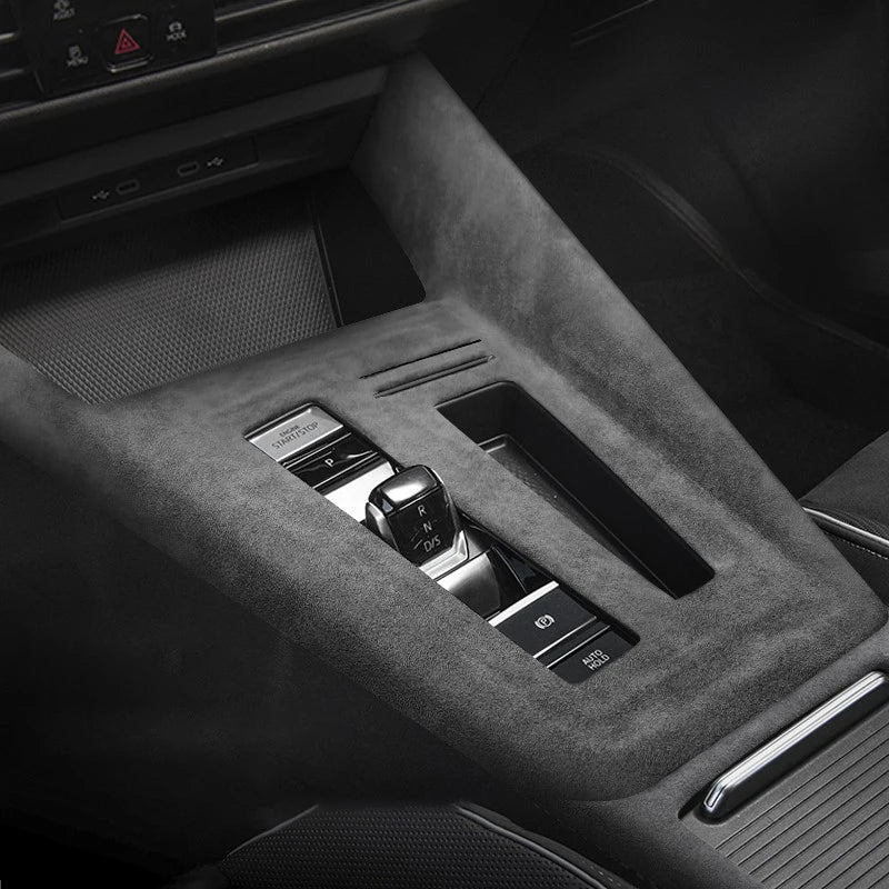 VW Golf 8 – Innenraum Verkleidung Set Alcantara-Optik