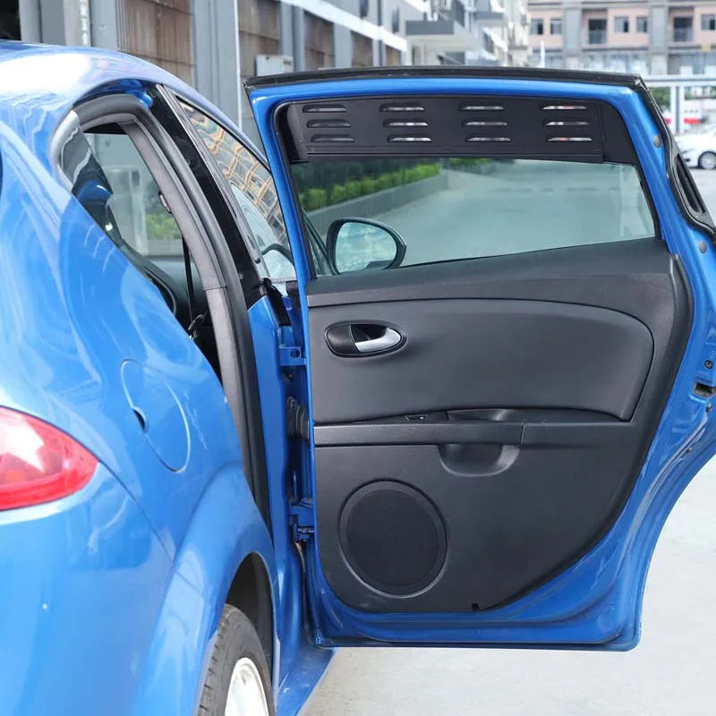 Seat Lon 1P Belüftung Fenster Hinten Schwarz Innenansicht