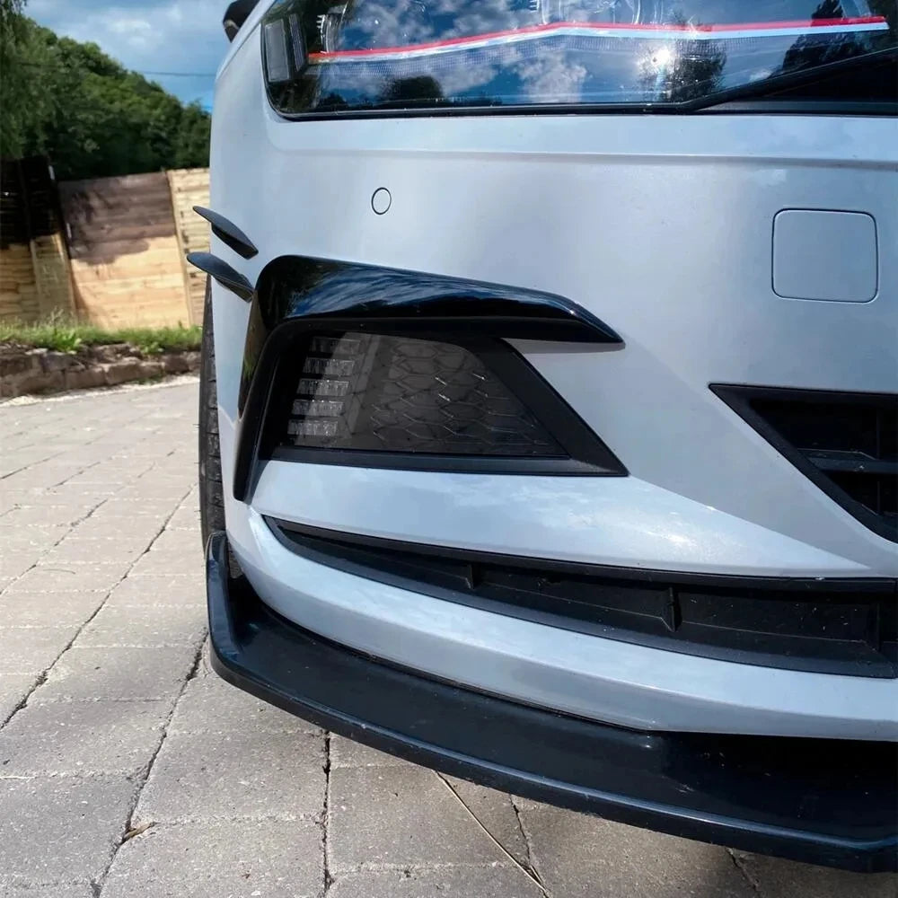 Nebelscheinwerfer Cover für VW Polo AW MK6