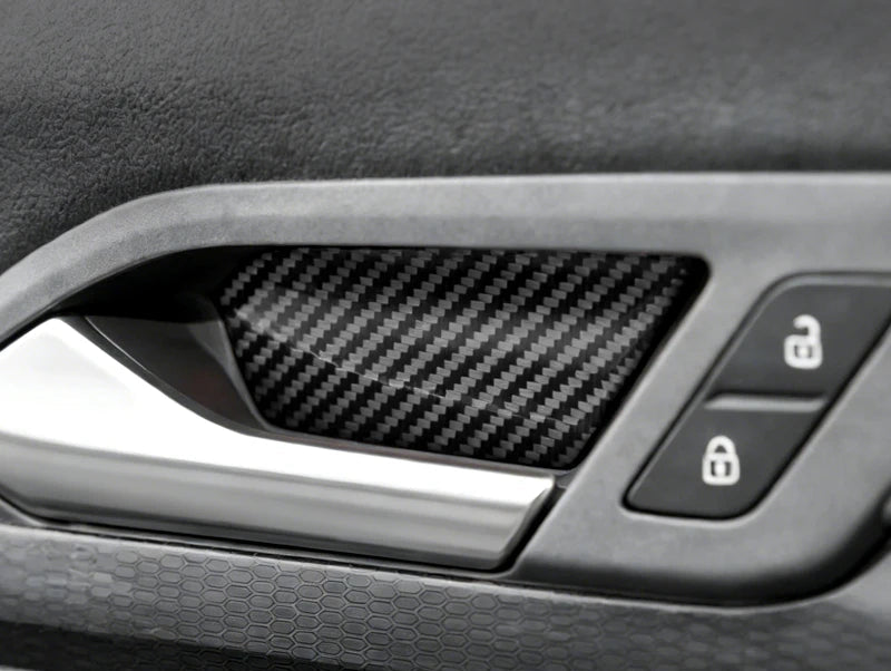 VW Golf 8 – Türgriff Abdeckung Carbon-Optik Rot Schwarz