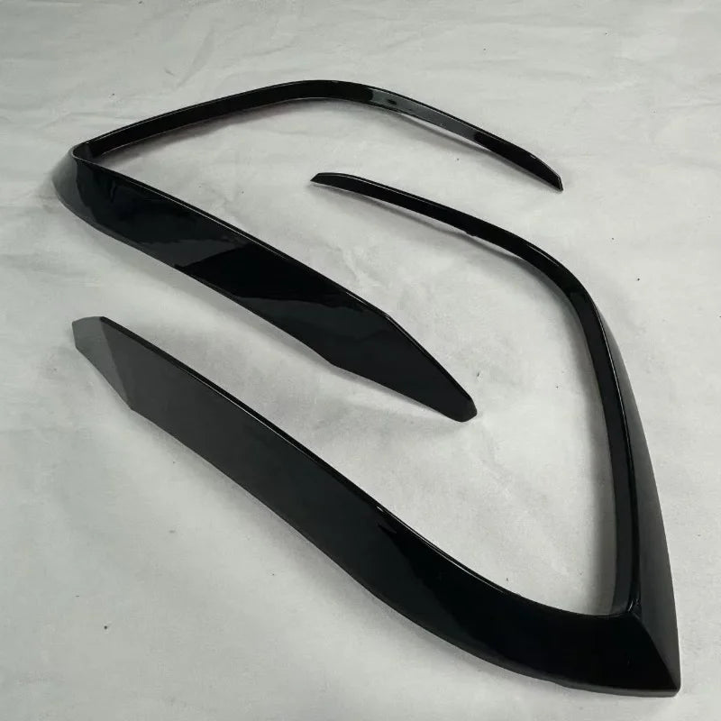 VW Golf 8 Frontstoßstangen Seiten Spoiler Hochglanz Schwarz