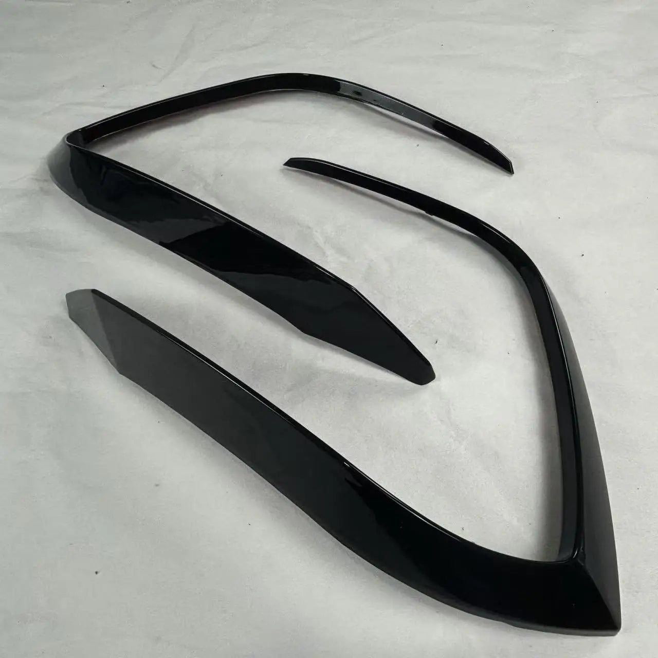 VW Golf 8 Frontstoßstangen Seiten Spoiler Hochglanz Schwarz